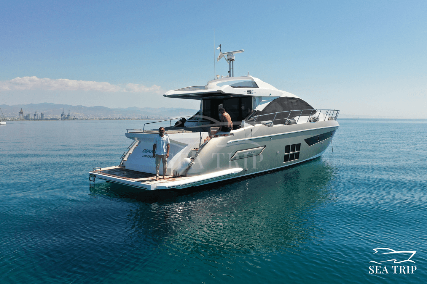 yacht rental